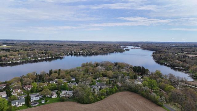 W2186 Wilmers Grove ROAD, East Troy, WI 53120