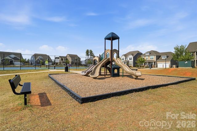 5084 Lily Pond Circle, Waxhaw, NC 28173