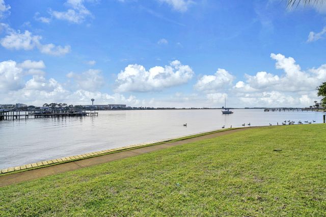 214 SW Miracle Strip Parkway B104, Fort Walton Beach, FL 32548