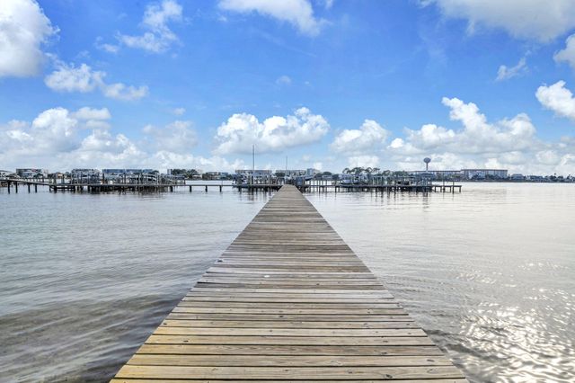 214 SW Miracle Strip Parkway B104, Fort Walton Beach, FL 32548