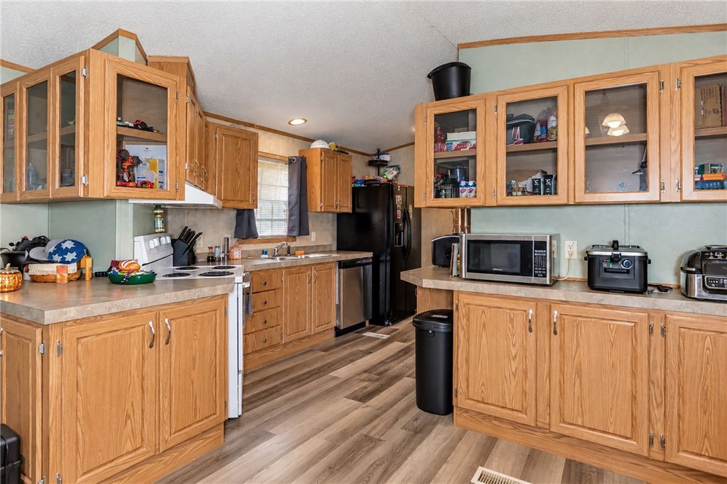 2 Tartarian Street, Billings, MT 59105 photo 3