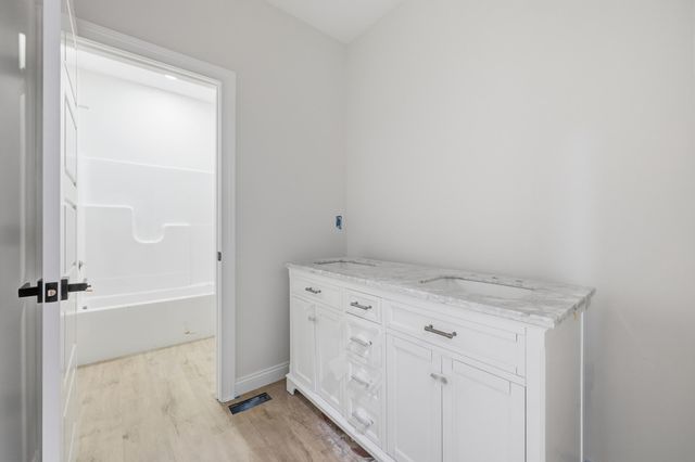 6006 Old South Drive, Richmond, KY 40475