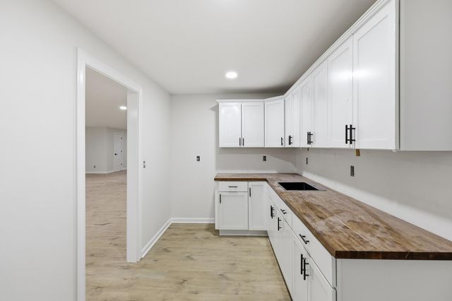 6006 Old South Drive, Richmond, KY 40475