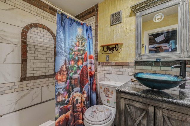 4008 Colvin Street, Houston, TX 77013