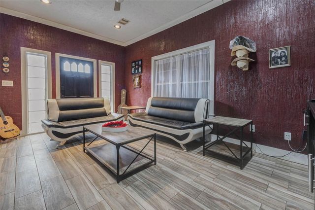 4008 Colvin Street, Houston, TX 77013