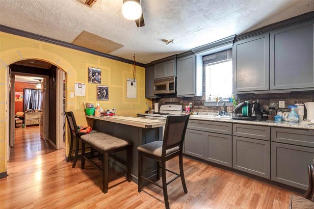 4008 Colvin Street, Houston, TX 77013