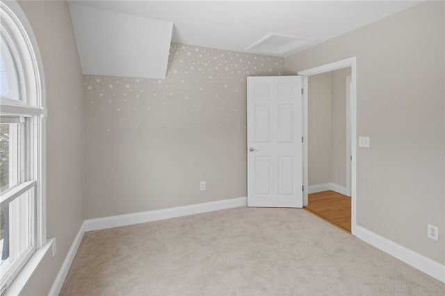 179 Schoolhouse Road, Warren, RI 02885