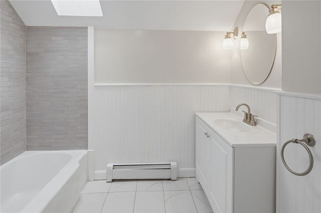 179 Schoolhouse Road, Warren, RI 02885