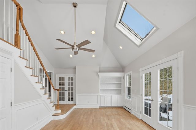 179 Schoolhouse Road, Warren, RI 02885