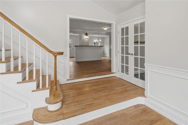 179 Schoolhouse Road, Warren, RI 02885