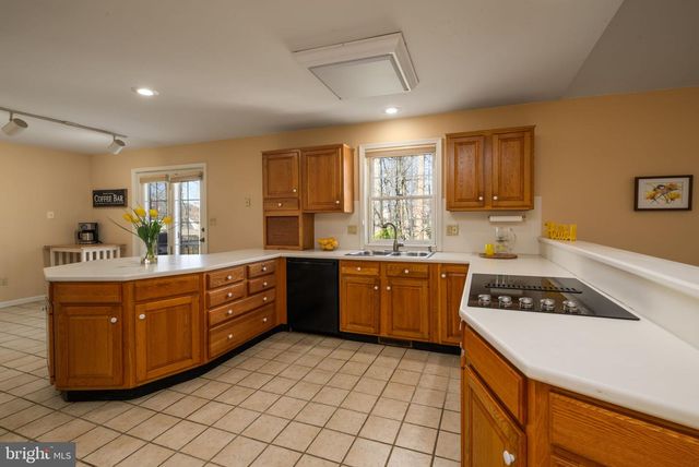 16 OKLAHOMA STATE DR, Newark, DE 19713