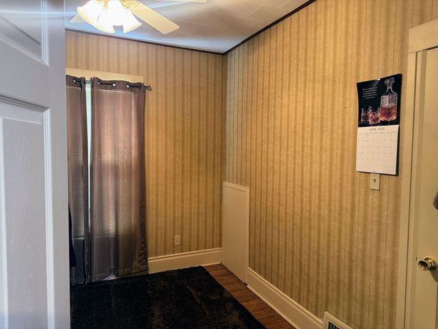 216 Randall Street, Waterloo, IA 50701