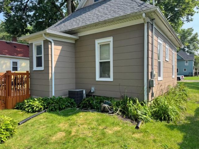216 Randall Street, Waterloo, IA 50701