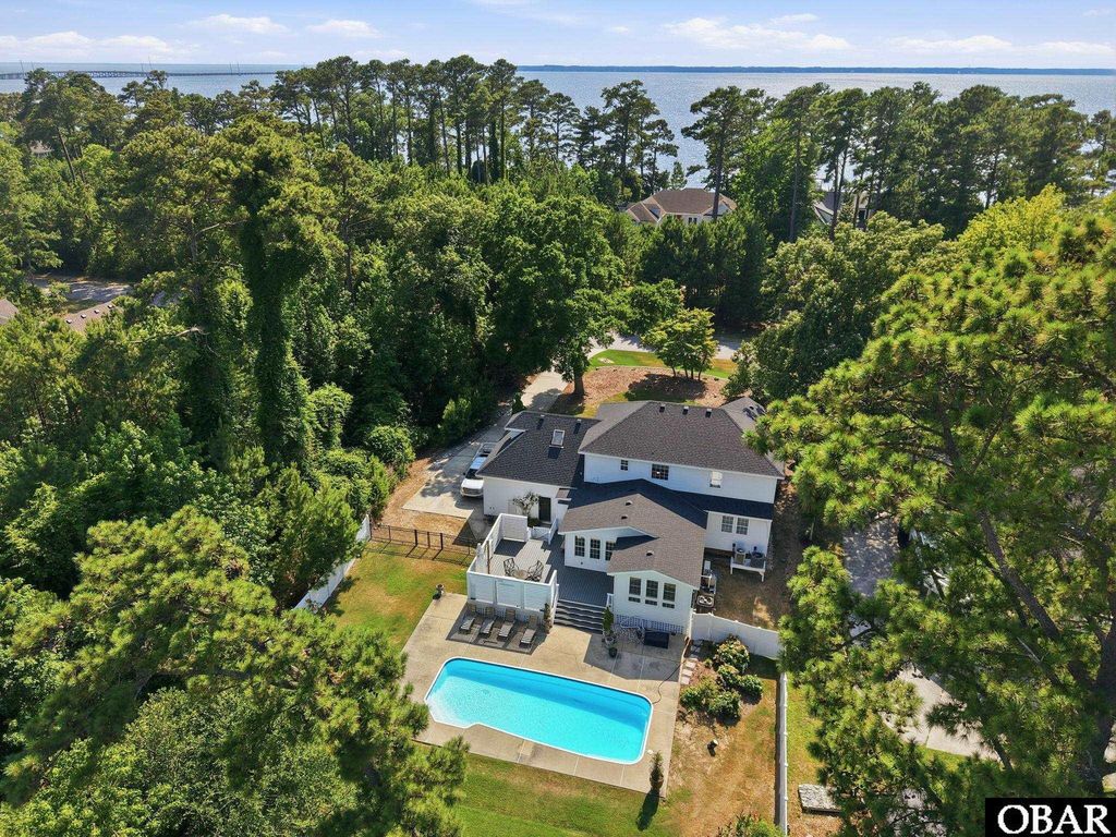 Image 2 of property listing at 3017 Martins Point Road Lot 5, Kitty Hawk, NC 27949