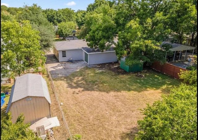 1529 E King Street, Sherman, TX 75090