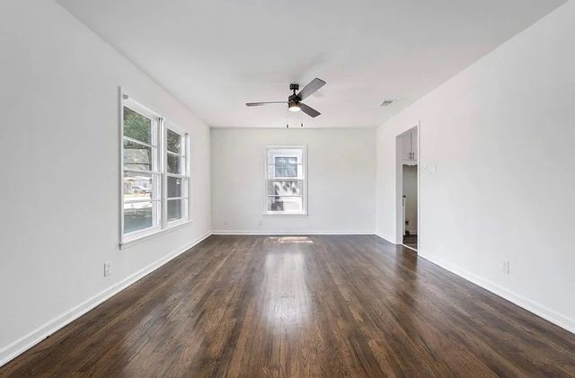 1529 E King Street, Sherman, TX 75090