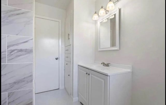 1529 E King Street, Sherman, TX 75090