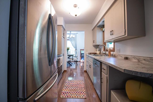 26 CROSSBRIDGE COURT, Madison, WI 53717