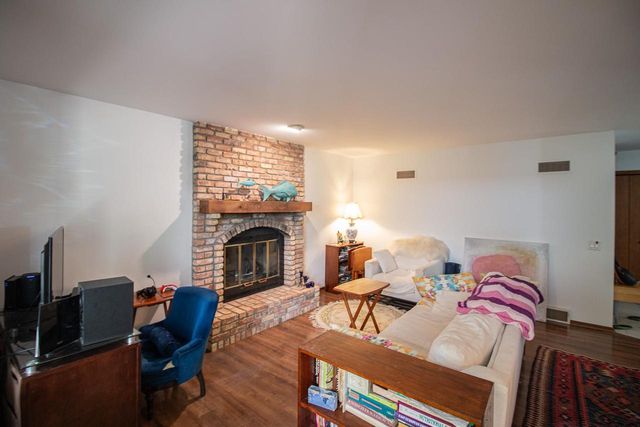 26 CROSSBRIDGE COURT, Madison, WI 53717