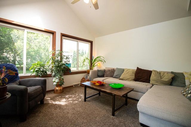 26 CROSSBRIDGE COURT, Madison, WI 53717