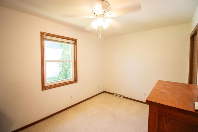 26 CROSSBRIDGE COURT, Madison, WI 53717