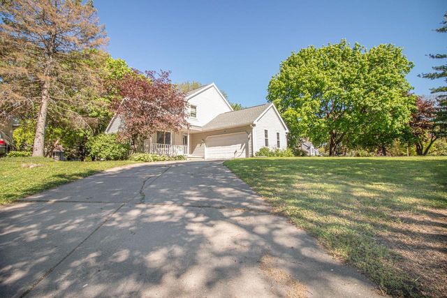 26 CROSSBRIDGE COURT, Madison, WI 53717