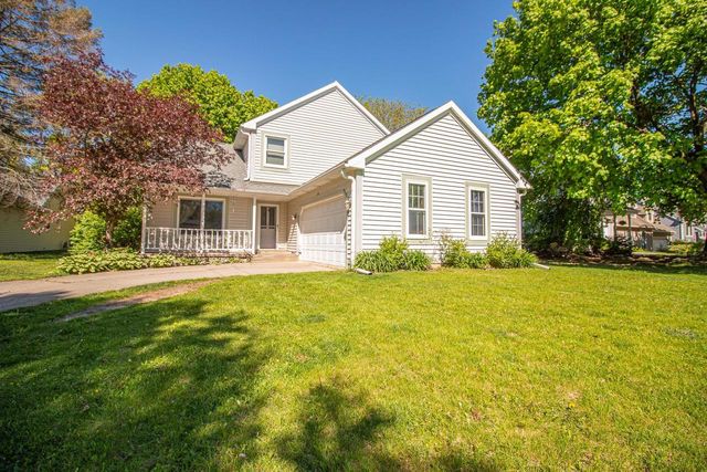 26 CROSSBRIDGE COURT, Madison, WI 53717