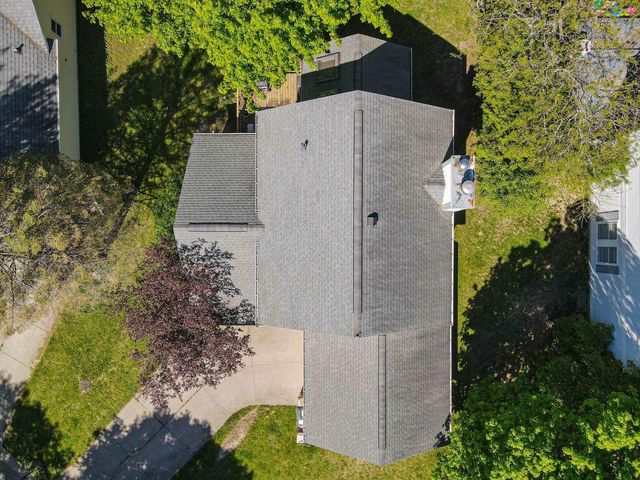 26 CROSSBRIDGE COURT, Madison, WI 53717