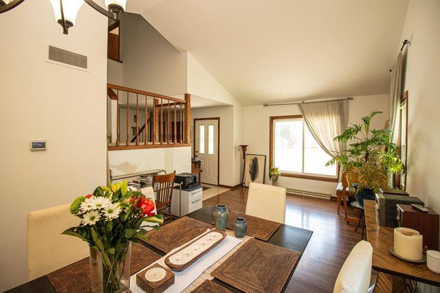 26 CROSSBRIDGE COURT, Madison, WI 53717
