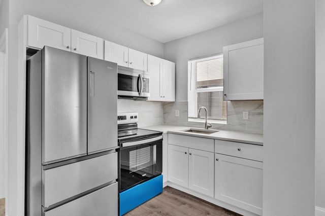 1142 SW 4th Street 2, Miami, FL 33130