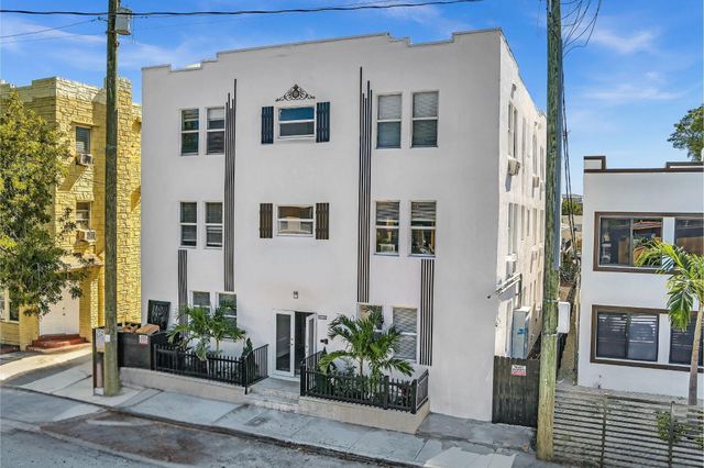 1142 SW 4th Street 2, Miami, FL 33130