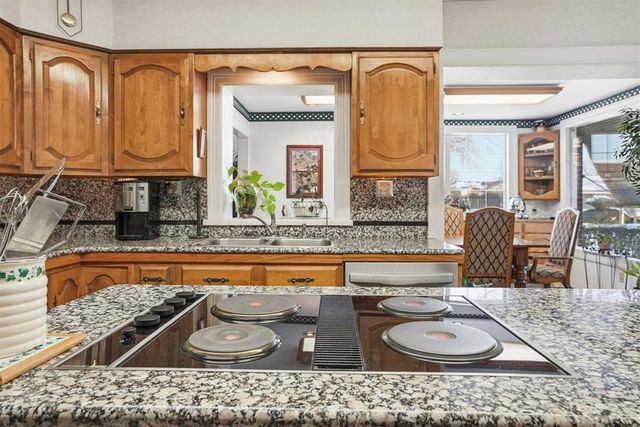 103 E Dogwood Street, Hobart, OK 73651