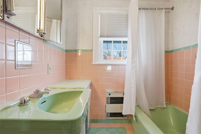 103 E Dogwood Street, Hobart, OK 73651