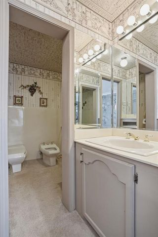 103 E Dogwood Street, Hobart, OK 73651