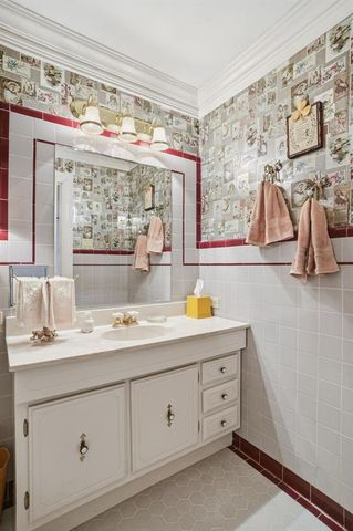 103 E Dogwood Street, Hobart, OK 73651