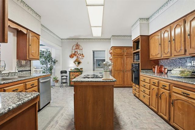 103 E Dogwood Street, Hobart, OK 73651