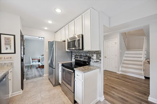 500 Laketower Drive 25, Lexington, KY 40502