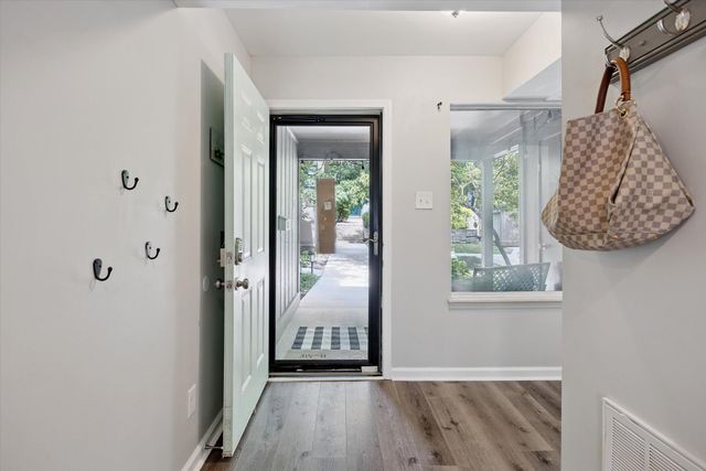 500 Laketower Drive 25, Lexington, KY 40502