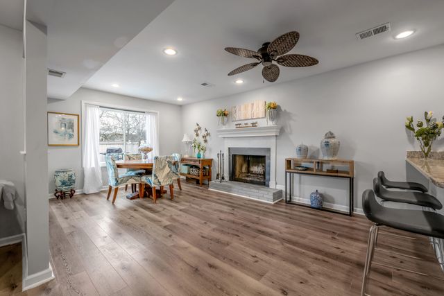 500 Laketower Drive 25, Lexington, KY 40502