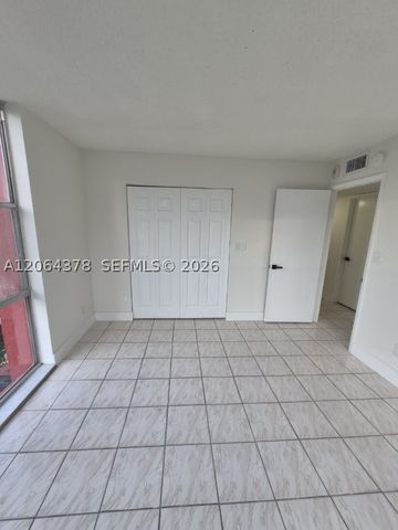 1750 W 46th St 331, Hialeah, FL 33012
