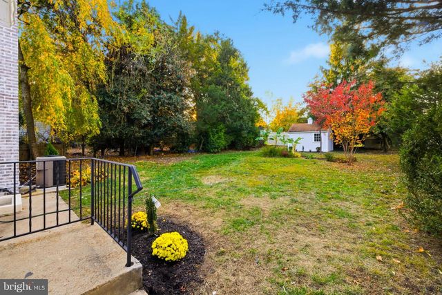 215 N VINEYARD BLVD, Collingswood, NJ 08108