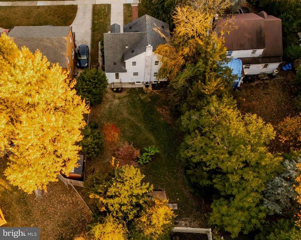 215 N VINEYARD BLVD, Collingswood, NJ 08108