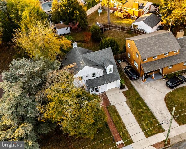 215 N VINEYARD BLVD, Collingswood, NJ 08108