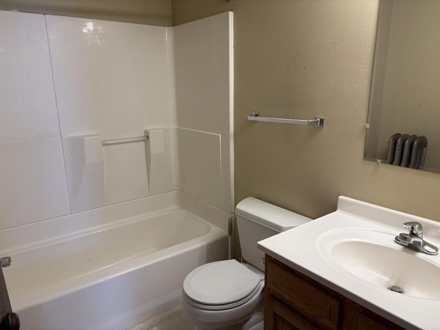 201 N Concord AVENUE, Watertown, WI 53094