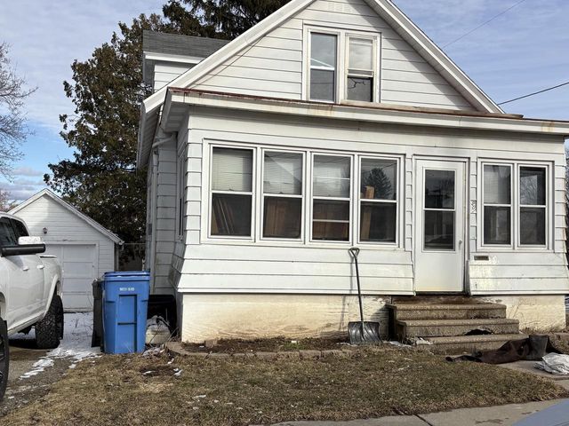 201 N Concord AVENUE, Watertown, WI 53094