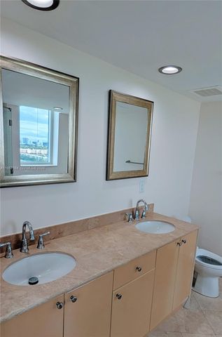 1745 E Hallandale Beach Blvd 1903W, Hallandale Beach, FL 33009