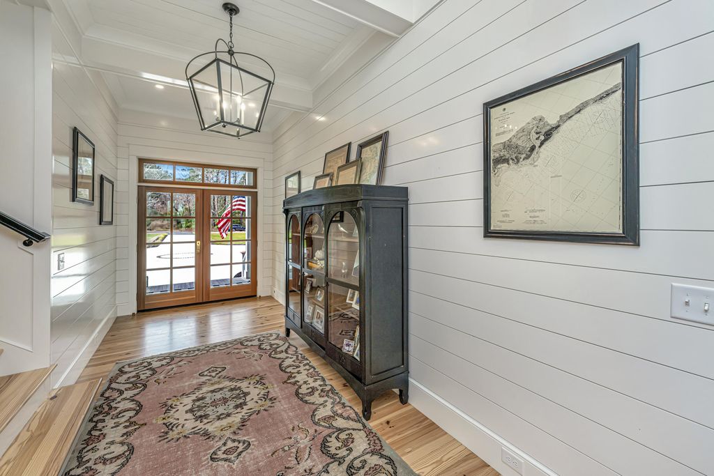 Image 6 of property listing at 5315 Frisco Lane, Johns Island, SC 29455