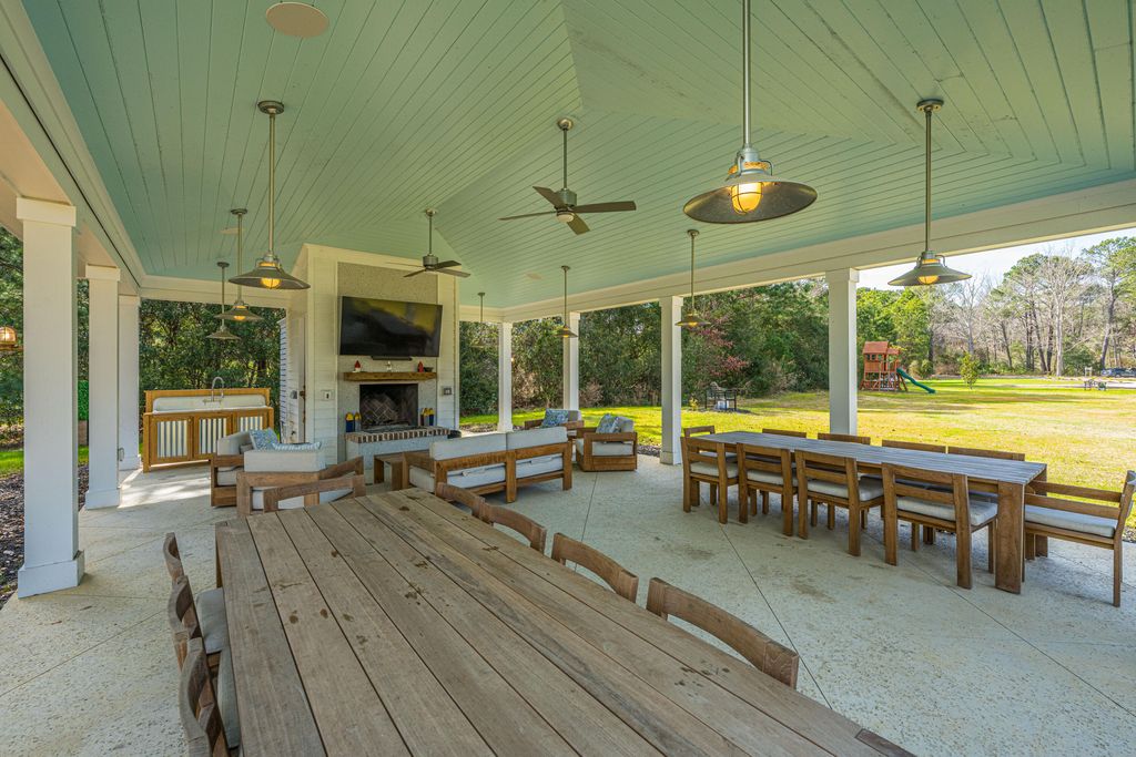 Image 65 of property listing at 5315 Frisco Lane, Johns Island, SC 29455