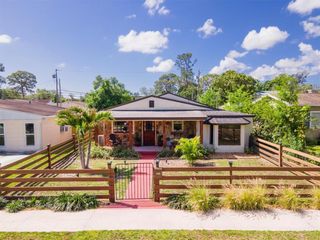 630 48TH AVENUE N, St Petersburg, FL 33703