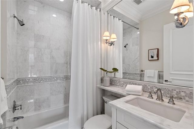 11 Country Road E, Village of Golf, Boynton Beach, FL 33436